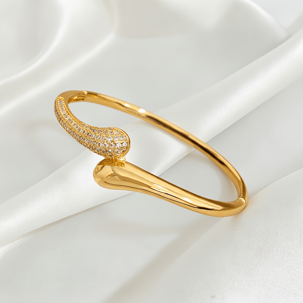 Women's Exquisite Inlaid Golden Snake Bangle Bracelet